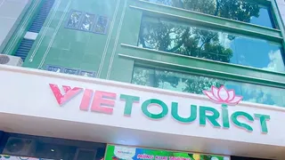 Vietourist: Từ cổ phiếu được khuyến nghị tích sản đến “bay” gần nửa mệnh giá