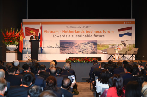 Thủ tướng Nguyễn Xuân Phúc đã phát biểu và trực tiếp đối thoại với các doanh nghiệp Hà Lan