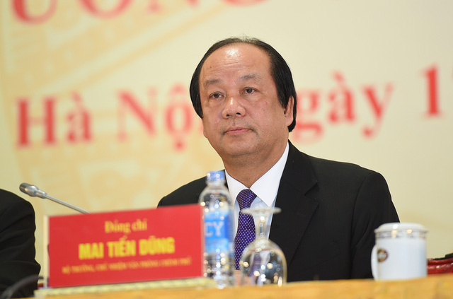  Bộ trưởng, Chủ nhiệm VPCP Mai Tiến Dũng chủ trì họp báo. Ảnh: VGP/Quang Hiếu 