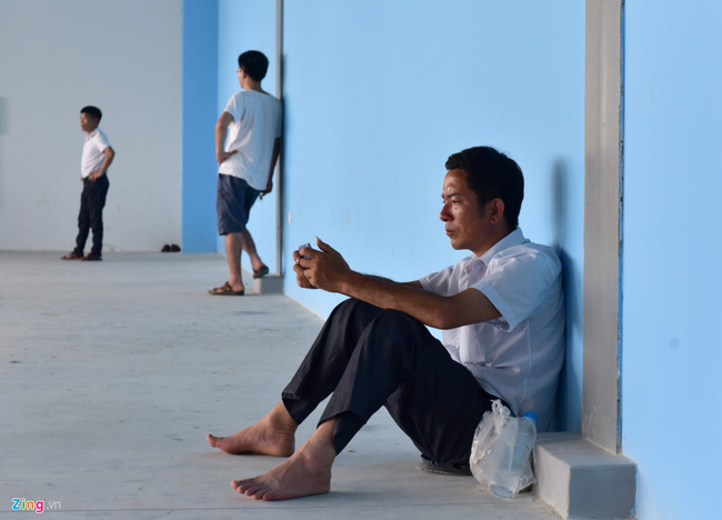 Biển nhân tạo lớn nhất Việt Nam gây thất vọng ngày nghỉ lễ - Ảnh 17.