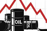Giá dầu thế giới giảm mạnh hơn 4%