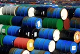 Giá dầu thế giới tiếp tục lao dốc