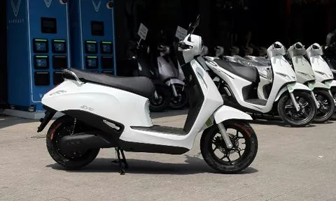 Đổi pin nhanh, chi phí nhẹ, VinFast Evo thành “nàng thơ” của giới tài xế dịch vụ