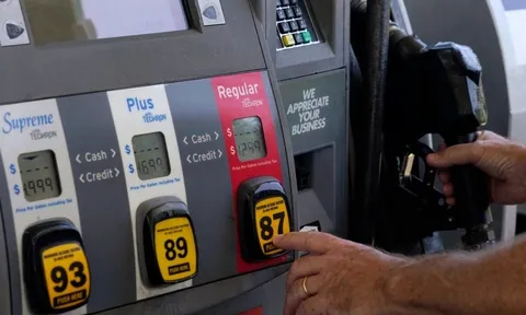 Bộ trưởng Năng lượng Mỹ dự báo giá xăng, dầu diesel tiếp tục giảm