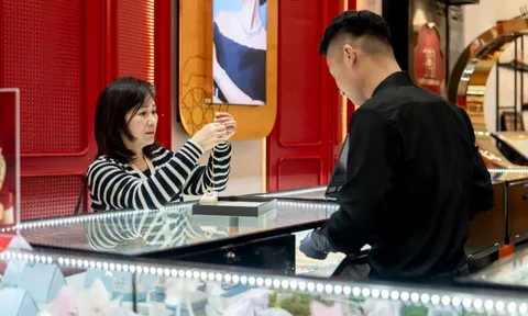 Giá vàng hôm nay 9/7: Giảm mạnh phiên thứ ba liên tiếp