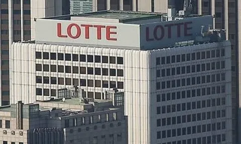 Điều gì đang xảy ra với 'đế chế' Lotte?