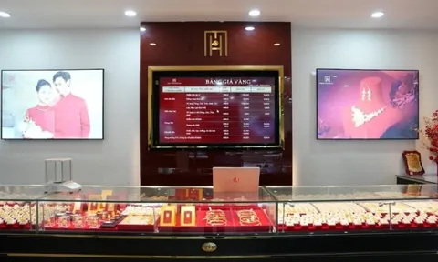 Giá vàng hôm nay 13/7: Thế giới thủng đáy, trong nước mất đà hồi phục