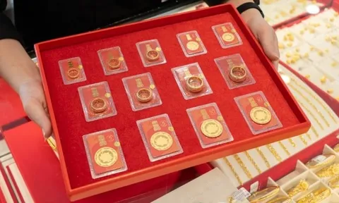 Giá vàng hôm nay 24/8: Tăng thêm 1,5 triệu/lượng