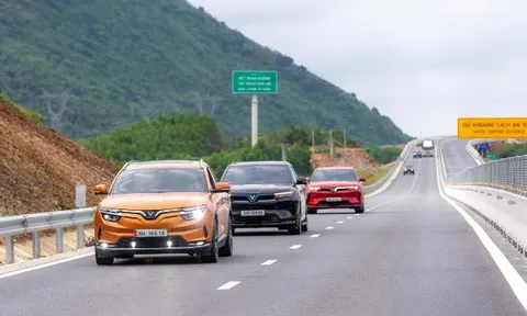 Chủ doanh nghiệp tiết lộ lý do mua VinFast VF 8: "Lãi đậm" cả trải nghiệm lẫn chi phí