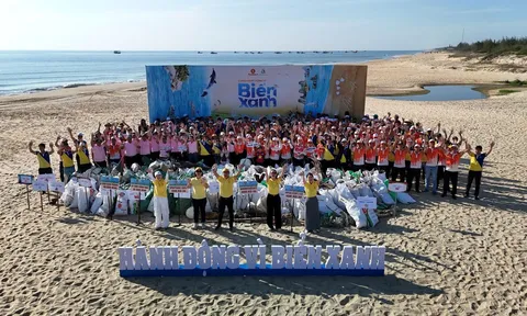 Quỹ Vì tương lai xanh xác lập kỷ lục chiến dịch dọn rác bờ biển lớn nhất Việt Nam