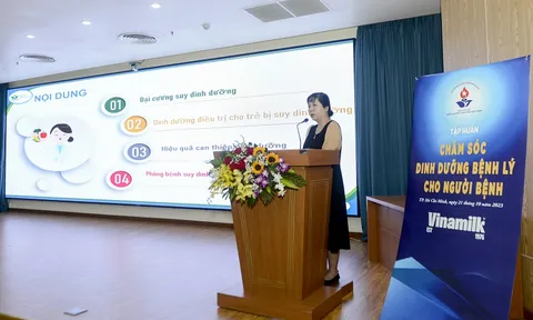 Vinamilk đồng hành cùng CLB Điều dưỡng trưởng Việt Nam tập huấn chăm sóc dinh dưỡng bệnh lý cho người bệnh
