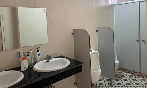 Xôn xao công văn của Huyện ủy xin 1 tỷ đồng nâng cấp nhà vệ sinh