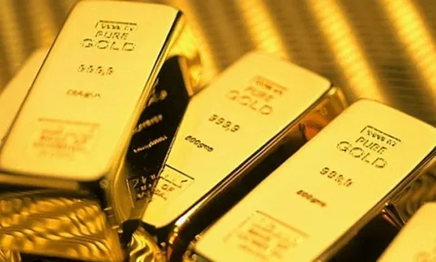 Nhiều yếu tố hỗ trợ, giá vàng tăng dựng đứng