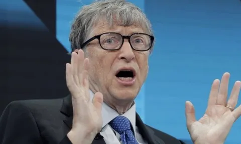 Bill Gates tiếp tục đánh mất hình ảnh sau bê bối hôn nhân