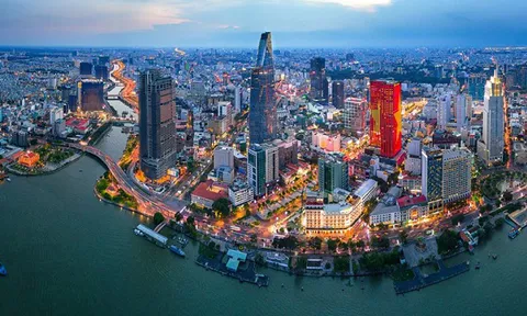 Hoạt động kinh doanh 4 địa phương phía Nam chịu ảnh hưởng nặng nhất từ làn sóng dịch thứ tư qua các con số