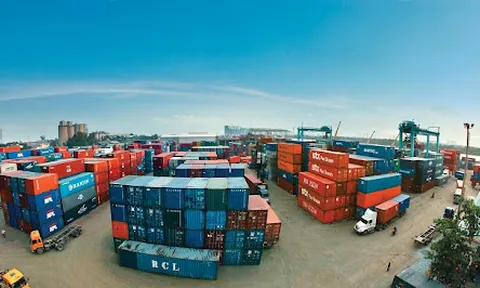 VCCI đề xuất giảm 50% thuế GTGT cho doanh nghiệp du lịch, dịch vụ, vận tải