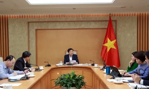 Phó Thủ tướng: Cần công khai, minh bạch các vấn đề liên quan đến giá vật tư, dịch vụ y tế