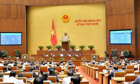 Quốc hội thông qua mục tiêu tăng trưởng GDP 6% năm 2021