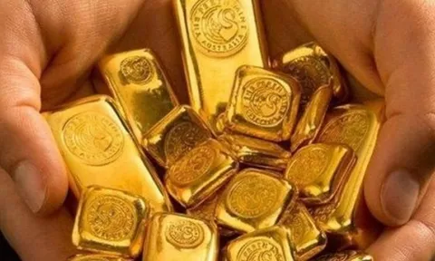 Giá vàng thế giới chờ cơ hội, vàng trong nước chạm 61 triệu đồng/lượng