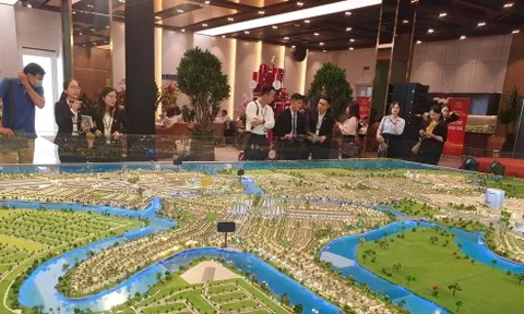 Đẩy nợ cho khách hàng từ chính sách bán hàng ‘hỗ trợ vay nợ mua nhà’