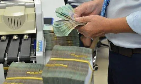 'Bảo bối' nào giúp ngân hàng chưa hết năm đã dồn dập 'khoe' lãi khủng?