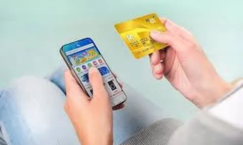 Chi tiêu thông minh khi mua sắm với thẻ PVcomBank Shopping