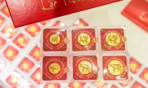 Vía Thần Tài, bạn đã chọn Trâu vàng để cả năm may mắn?