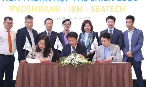 PVcomBank ký kết thỏa thuận hợp tác chiến lược với IBM và SEATECH về chuyển đổi số
