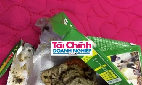 Khách hàng tá hỏa phát hiện trong hộp sữa Milo có dị vật lạ giống giấy, dai như cao su