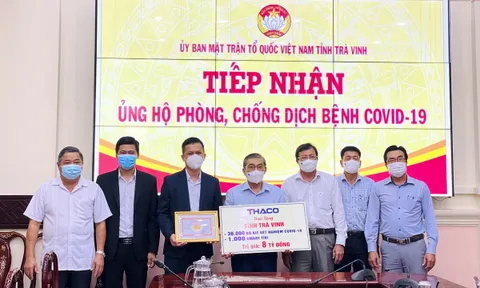 Thaco tặng 1.000 smart tivi cho ngành giáo dục Trà Vinh