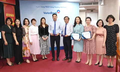 VietinBank đón nhận 2 giải thưởng do JPMorgan trao tặng