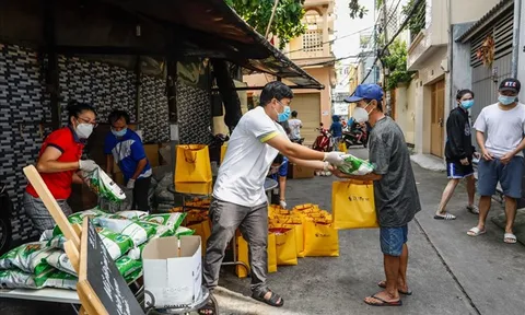 T&T Group tặng 100.000 suất quà trị giá 30 tỉ đồng cho người dân TPHCM