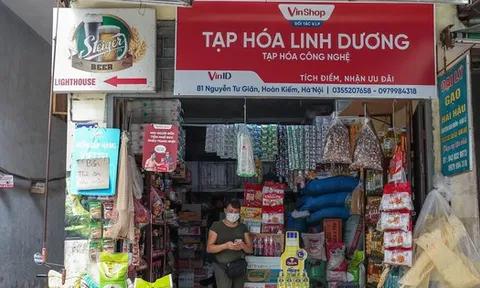 VinShop 'phủ đỏ' mọi ngõ ngách, đưa tạp hóa lên đời công nghệ