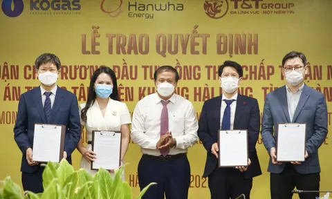 Quảng Trị trao quyết định chủ trương đầu tư dự án Trung tâm điện khí LNG Hải Lăng trị giá 2,3 tỷ USD