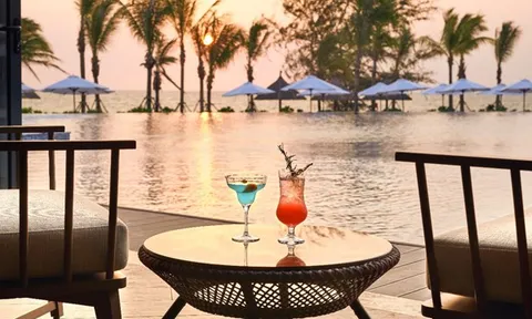 Hoàng hôn trên bãi Ông Lang làm say đắm bất cứ ai ghé thăm