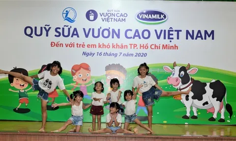 Trẻ em TP.HCM được chăm sóc dinh dưỡng từ Vinamilk và Quỹ sữa Vươn cao Việt Nam
