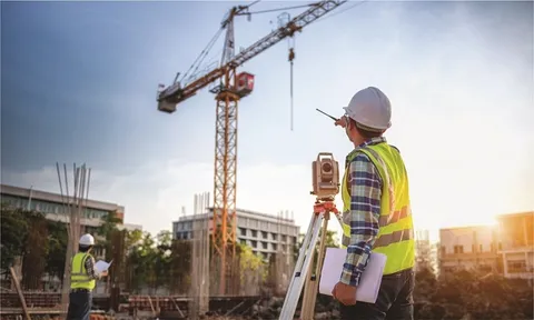 Thị trường bất động sản “nóng” trở lại, nhiều nhóm ngành hưởng lợi