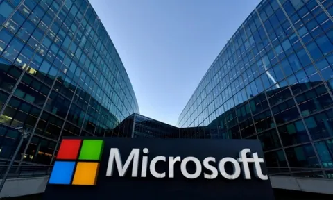 Microsoft sẽ rót 80 tỷ USD xây dựng đế chế AI trong năm 2025