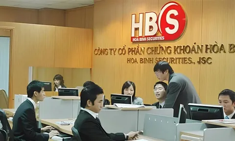 Hậu 'nội chiến', Chứng khoán Hoà Bình vẫn loay hoay nghĩa vụ tài chính