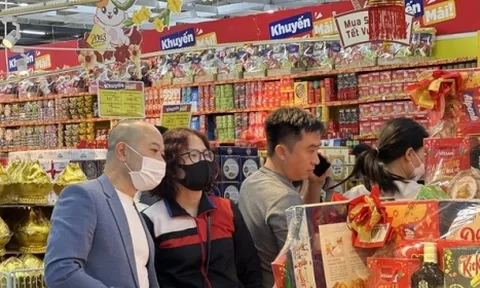 Từ ngày mùng 3 Tết, thị trường hàng hóa bắt đầu sôi động hơn