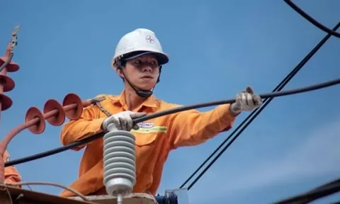 Bộ Công Thương kiến nghị tăng giá điện trong 2024