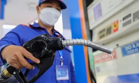 Đề xuất mới: Điều chỉnh giá xăng dầu hàng tuần, chỉ trừ Tết Nguyên đán