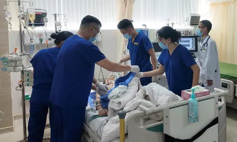 Vinmec Nha Trang cứu bệnh nhân nước ngoài cao tuổi sốc tim, nguy cơ đột tử cận kề