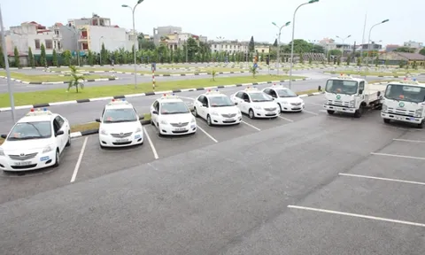 Sửa đổi quy định về phí, lệ phí liên quan đến du lịch, nuôi trồng thủy sản, giấy phép lái xe