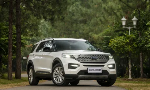 Hơn 4.000 xe Ford Explorer tại Việt Nam bị triệu hồi do nguy cơ rơi ốp trụ A