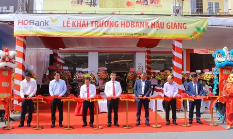 HDBank phủ sóng khắp 61/63 tỉnh, thành trên cả nước, phục vụ thềm hàng triệu khách hàng