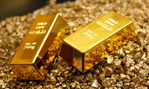 Giá vàng quay đầu giảm mạnh