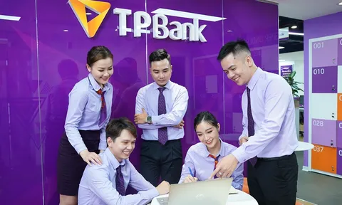 Ngân hàng tiên phong hỗ trợ doanh nghiệp với các giải pháp công nghệ tối ưu