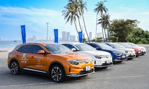 Đề xuất miễn lệ phí trước bạ cho ô tô điện tới tháng 2/2027