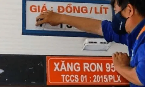 Giá xăng có thể tăng trong kỳ điều chỉnh ngày mai